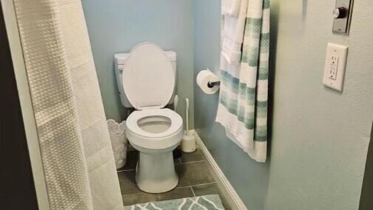 Photo of Bathroom in Lone Pine