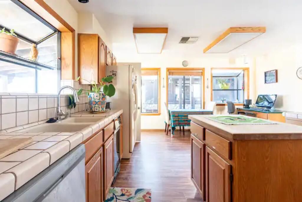 Photo of Kitchen in Lone Pine