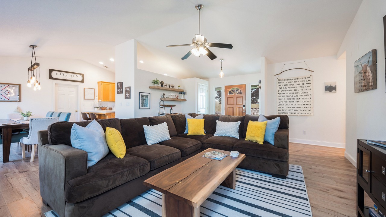 Photo of Livingroom in Paso Robles
