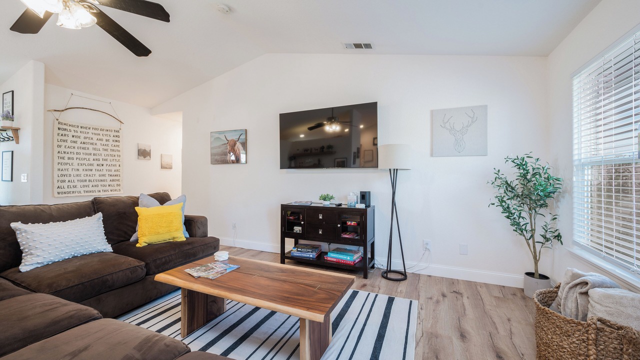Photo of Livingroom in Paso Robles