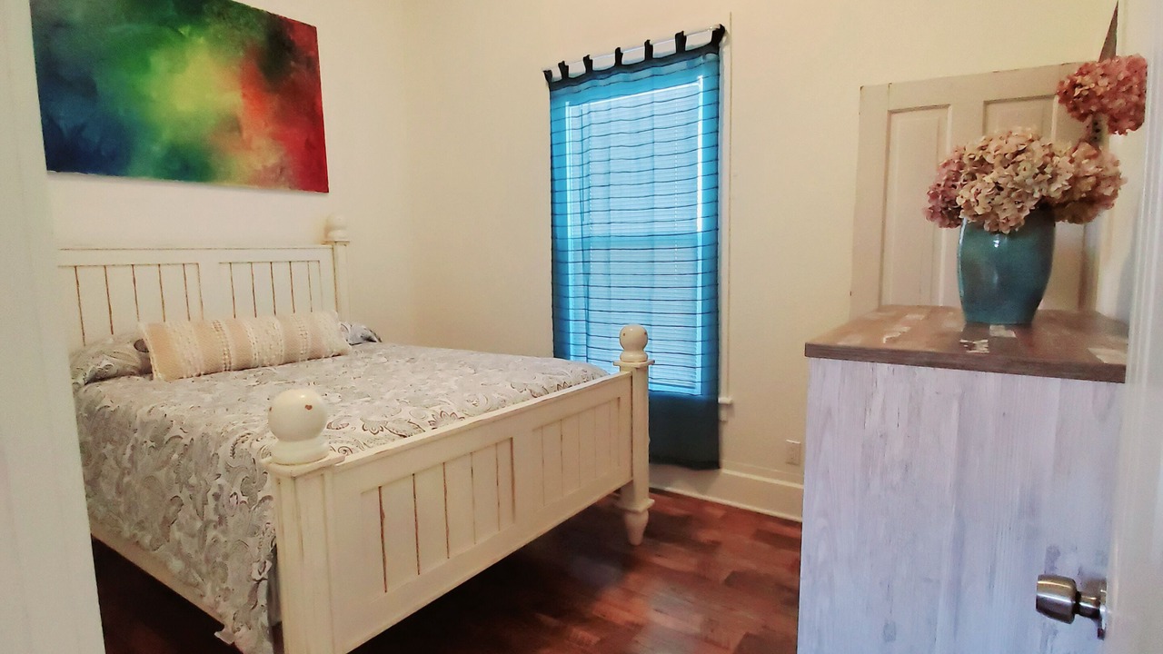 Photo of Bedroom in Santa Rosa