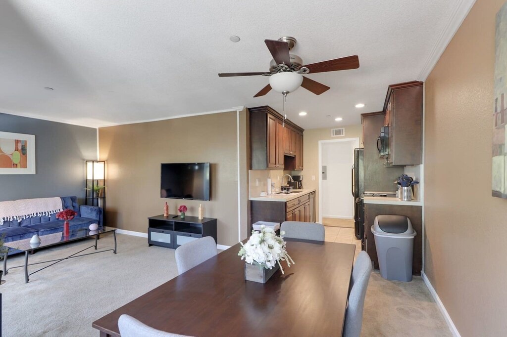 Photo of Livingroom in San Bruno