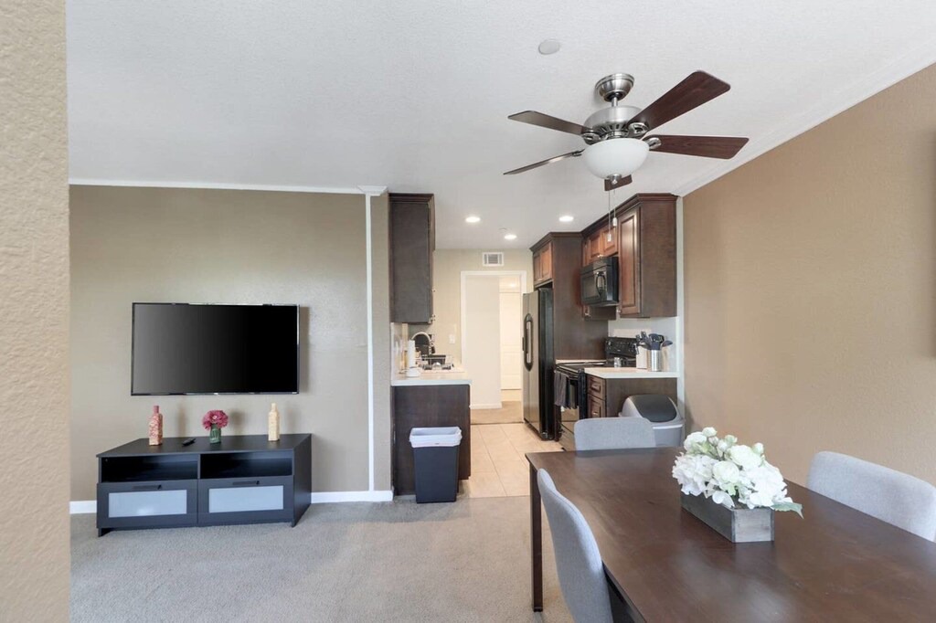 Photo of Livingroom in San Bruno