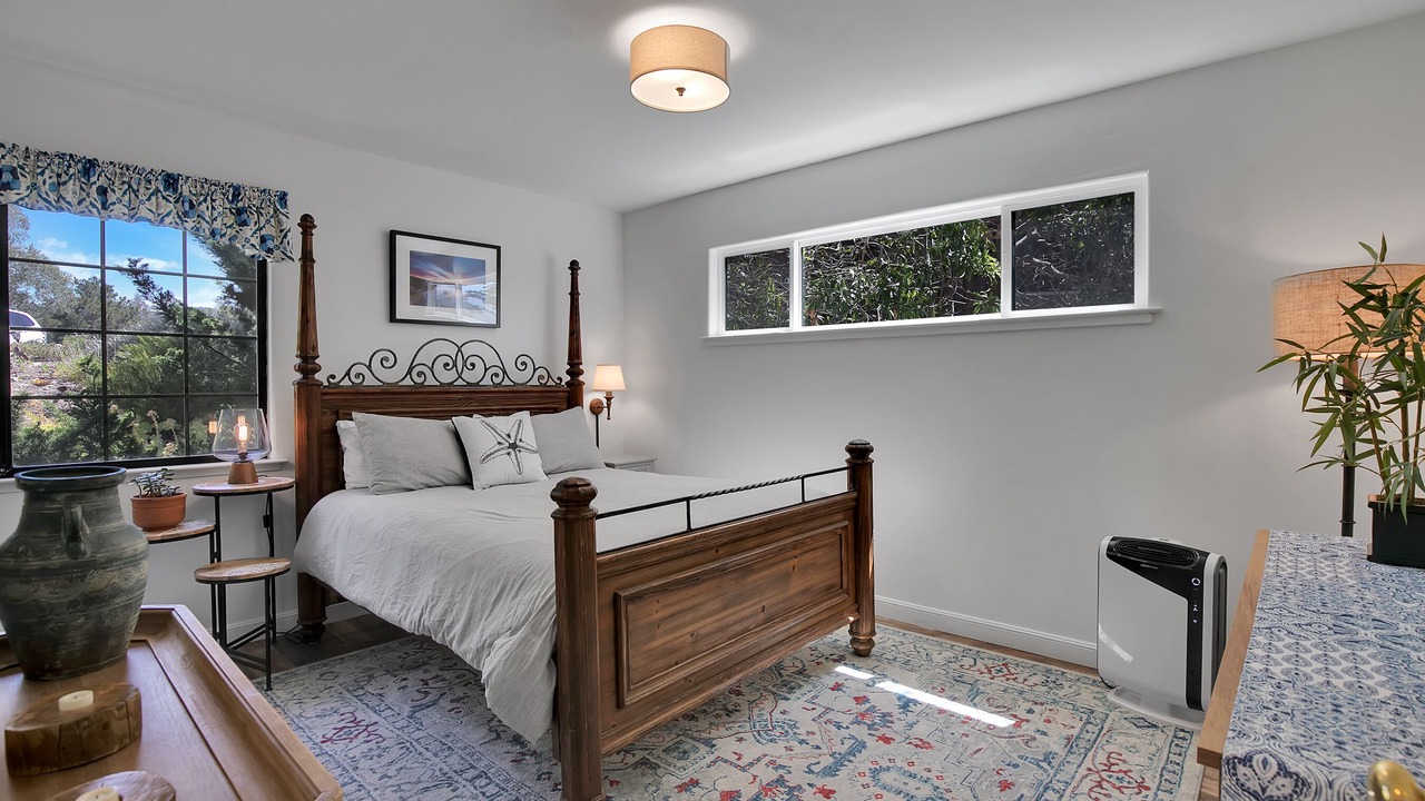Photo of Bedroom in Northeast Carmel