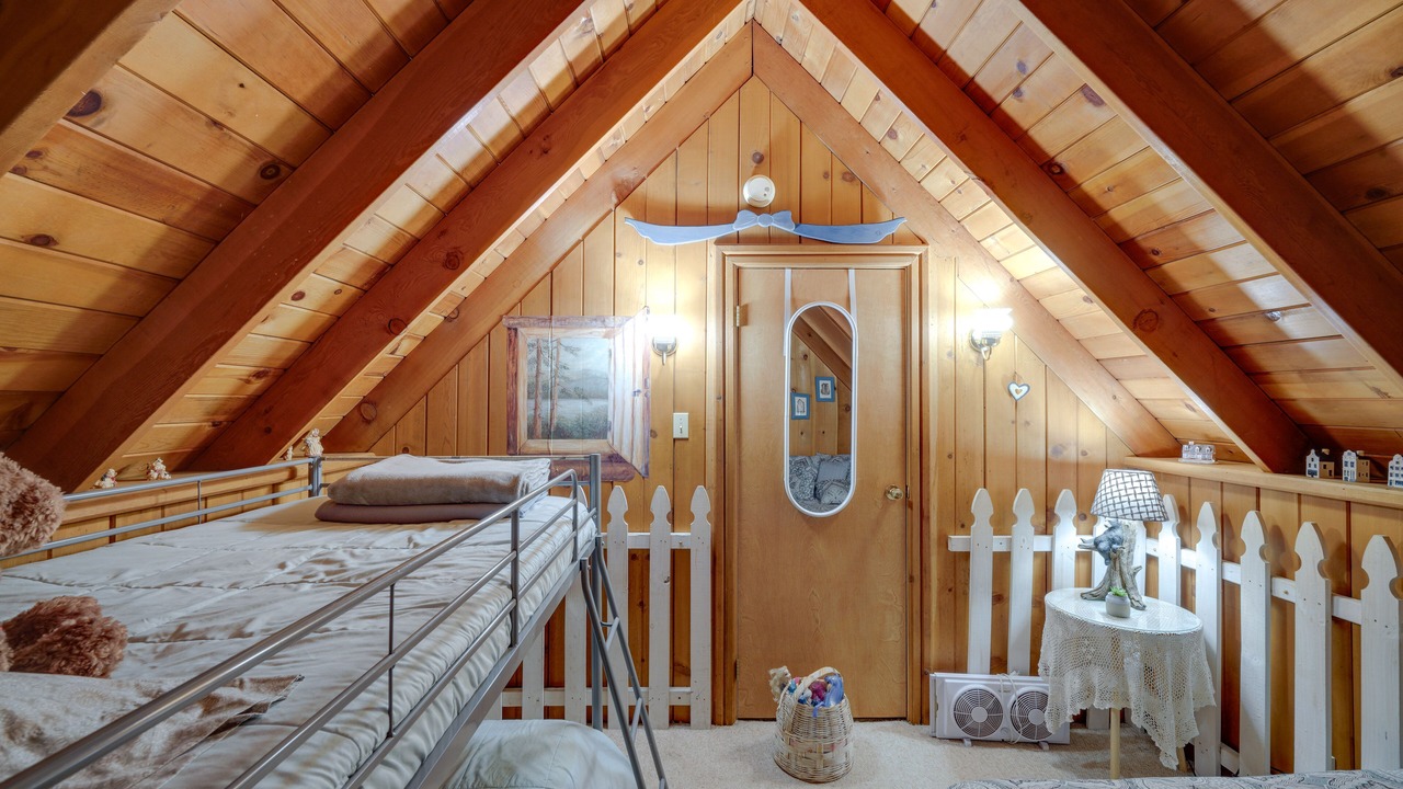 Photo of Bedroom in Ponderosa