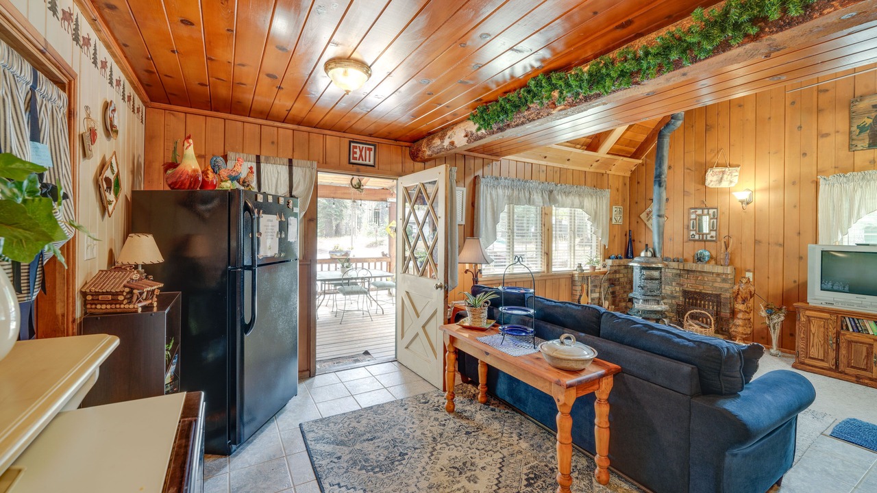 Photo of Livingroom in Ponderosa