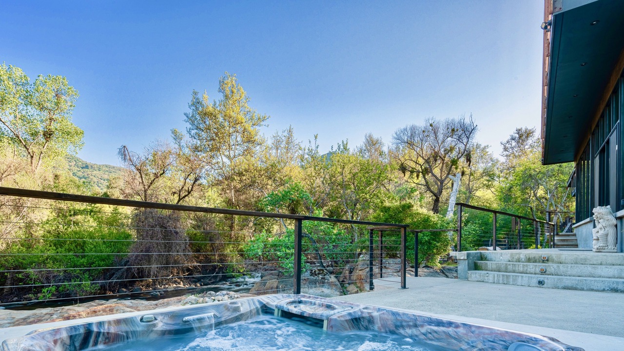 Photo of Outdoor in Three Rivers