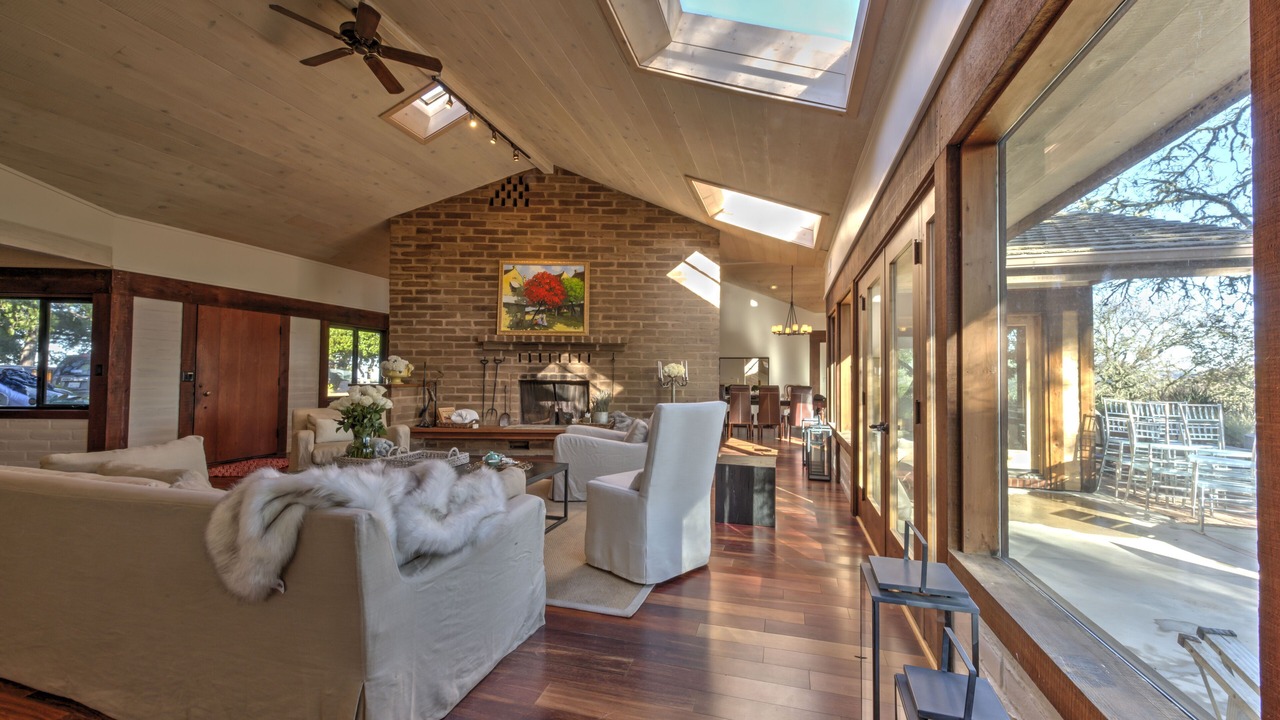 Photo of Livingroom in Carmel Valley