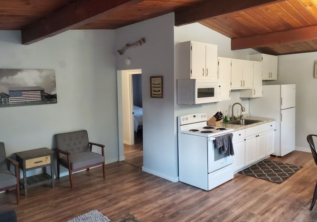 Photo of Kitchen in Bodfish