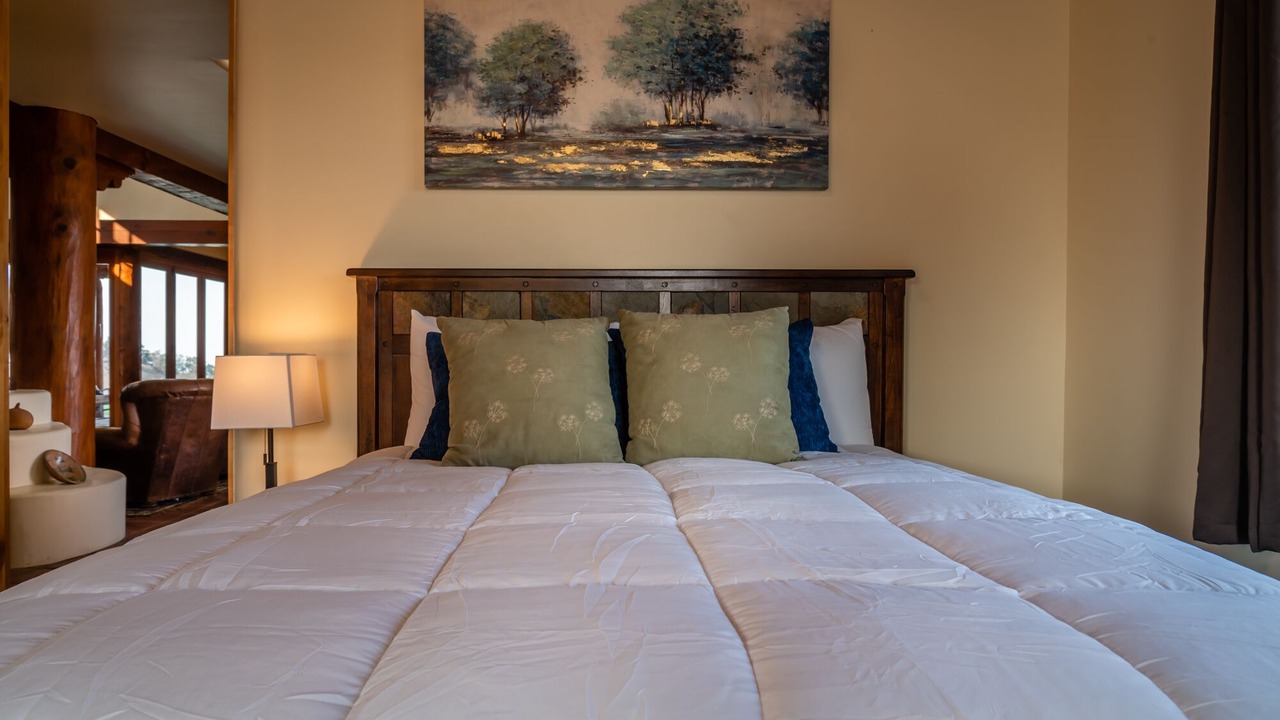 Photo of Bedroom in Templeton