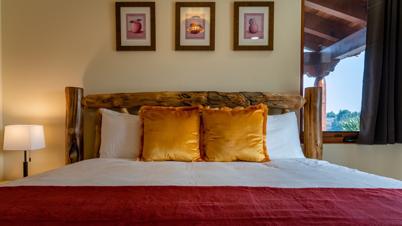 Photo of Bedroom in Templeton