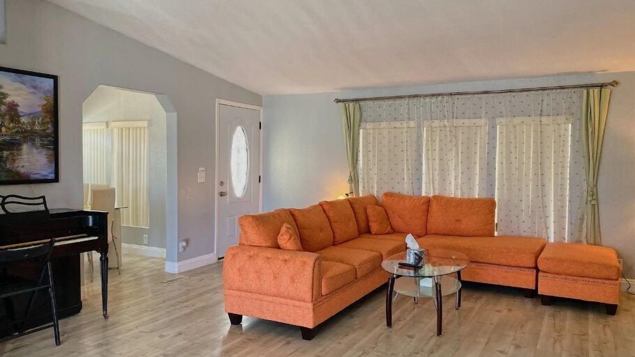 Photo of Livingroom in Pahrump