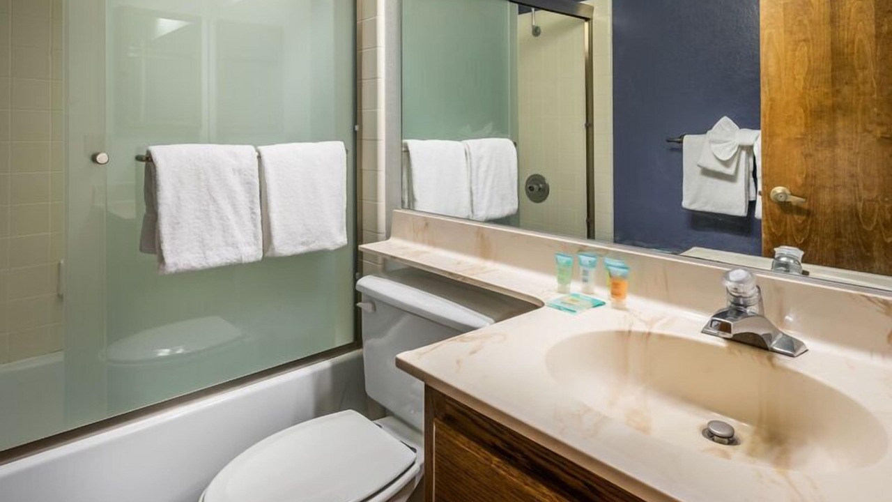 Photo of Bathroom in Mammoth Lakes