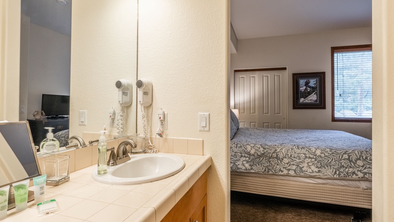 Photo of Bathroom in Mammoth Lakes