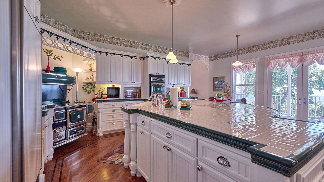 Photo of Kitchen in Phoenix Lake-Cedar Ridge