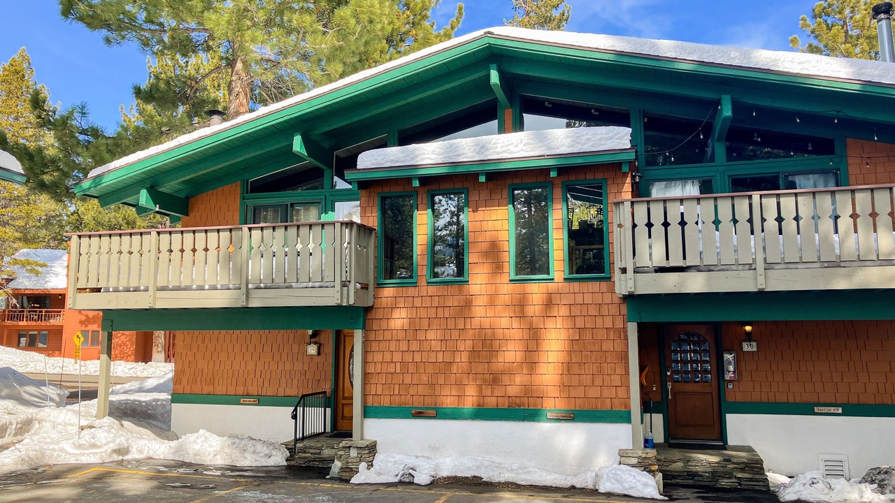 Photo of Outdoor in Mammoth Lakes