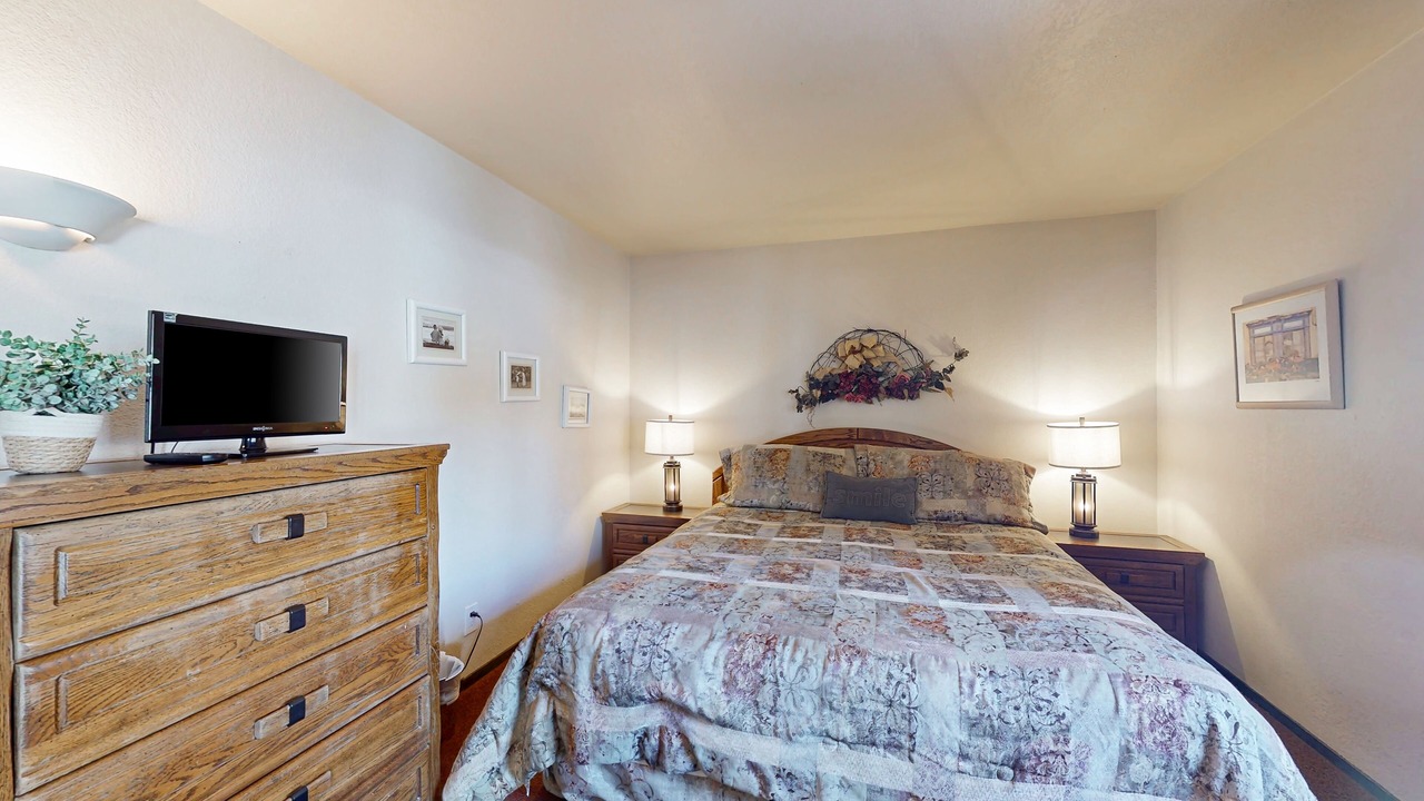 Photo of Bedroom in Mammoth Lakes