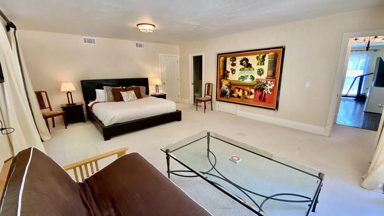 Photo of Bedroom in St. Helena