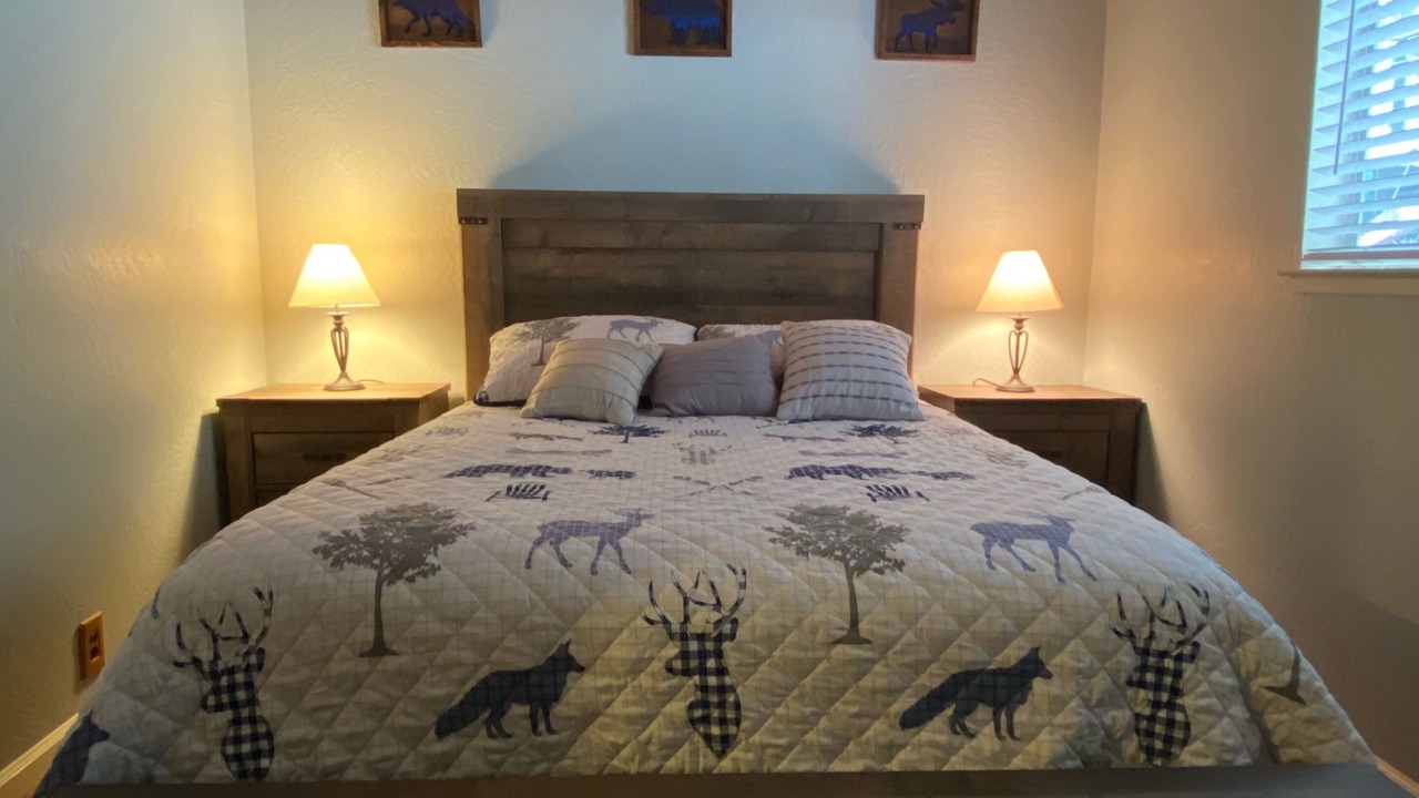 Photo of Bedroom in Cold Springs