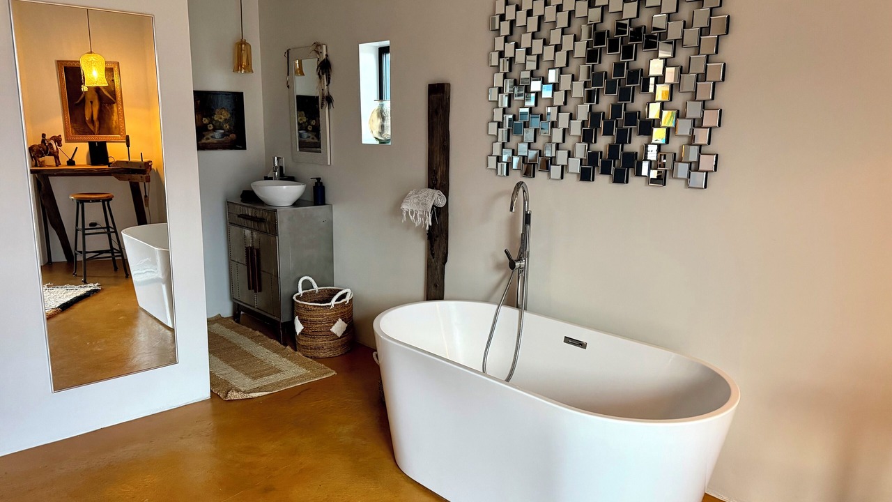 Photo of Bathroom in Lone Pine