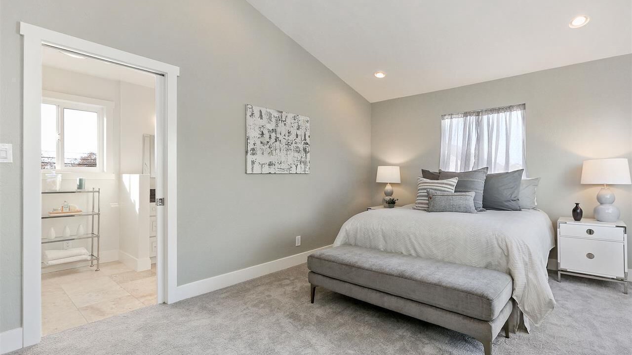 Photo of Bedroom in Southwest Berkeley