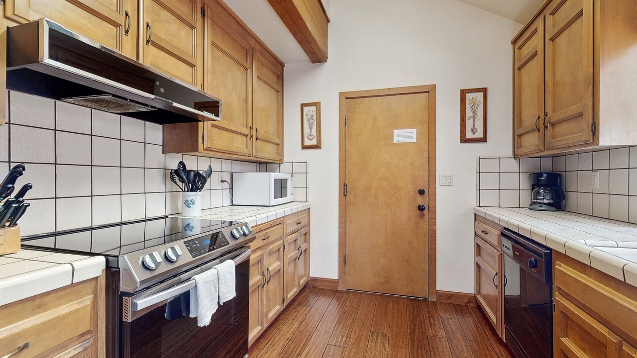 Photo of Kitchen in Sierra Cedars
