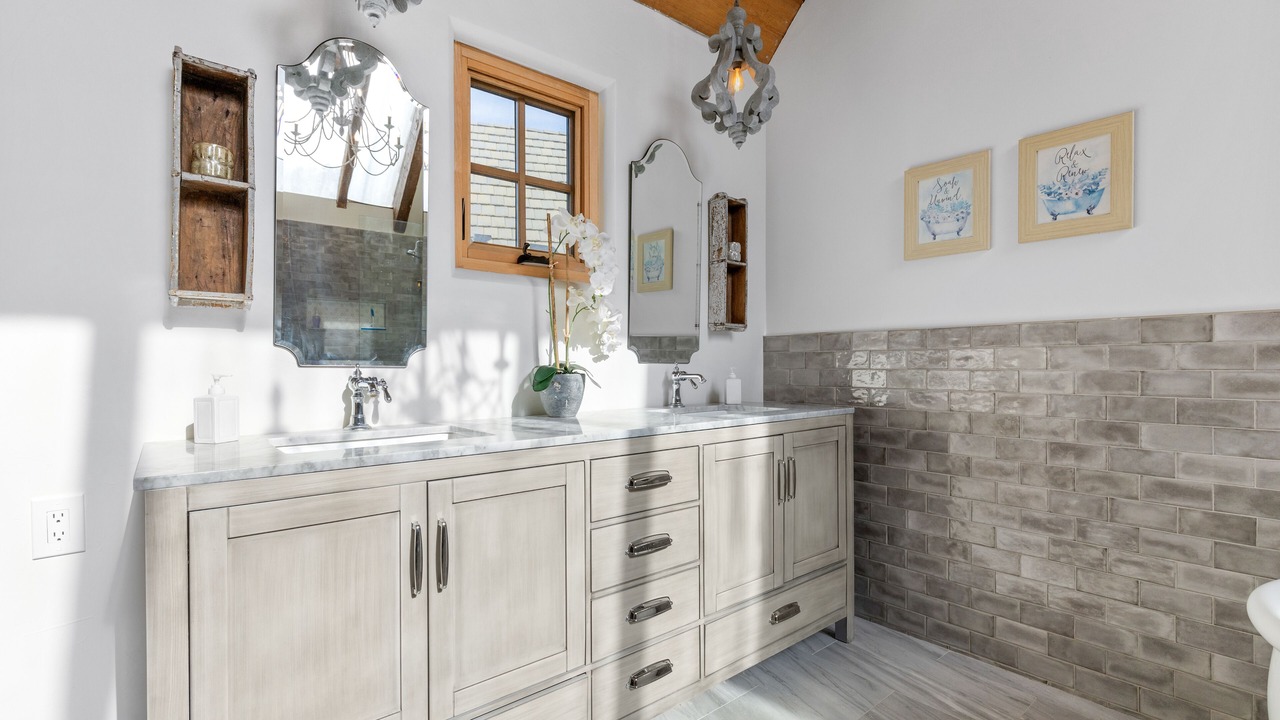 Photo of Bathroom in Cambria