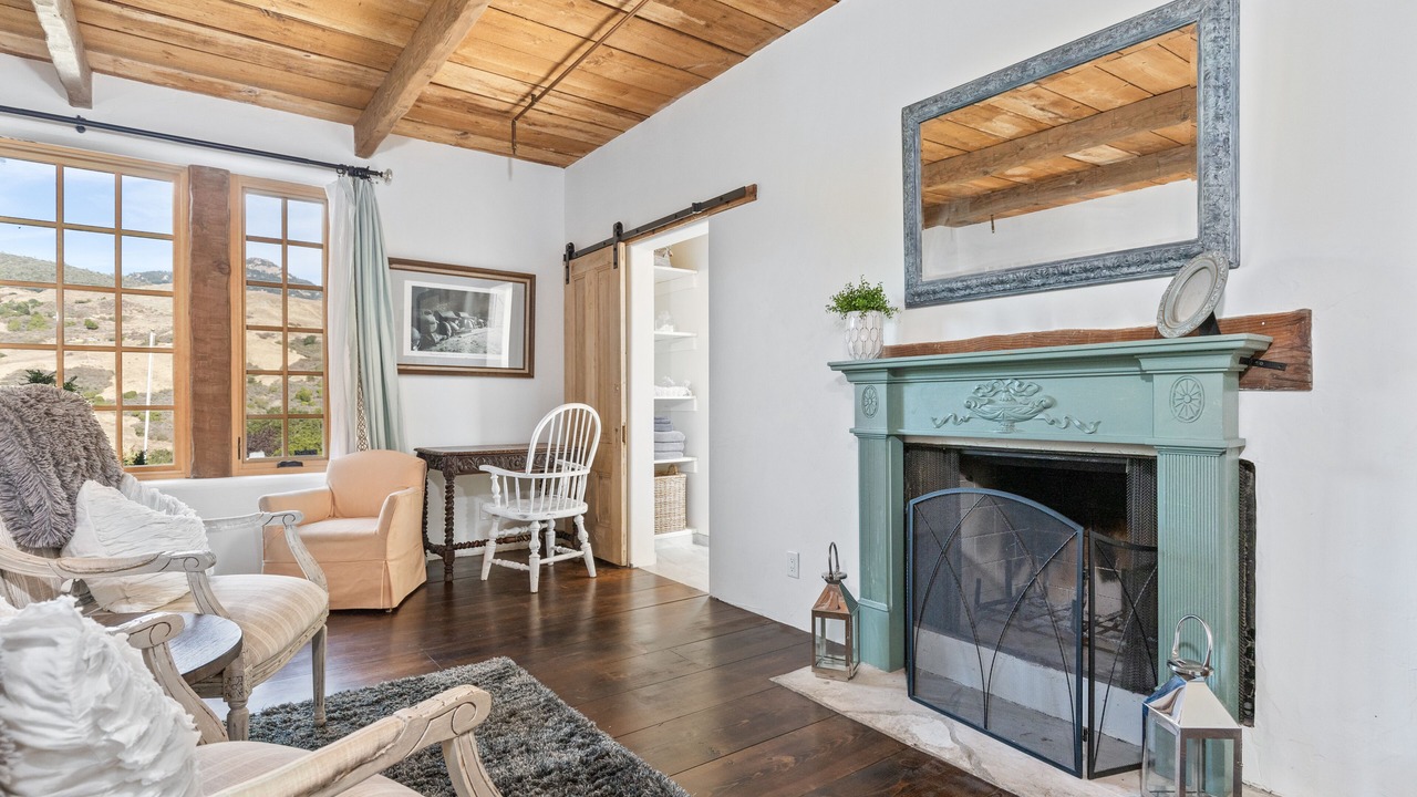 Photo of Livingroom in Cambria