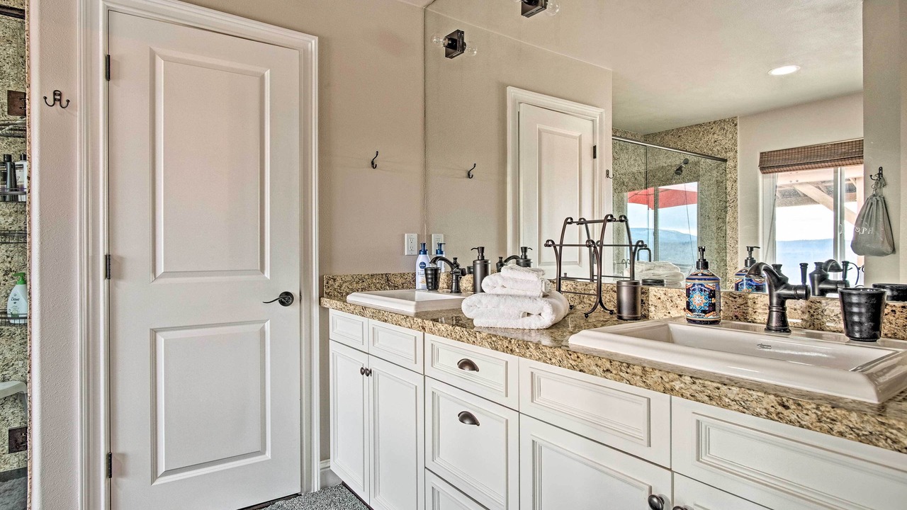 Photo of Bathroom in Oakhurst