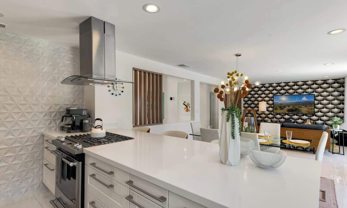 Photo of Kitchen in Tahquitz River Estates