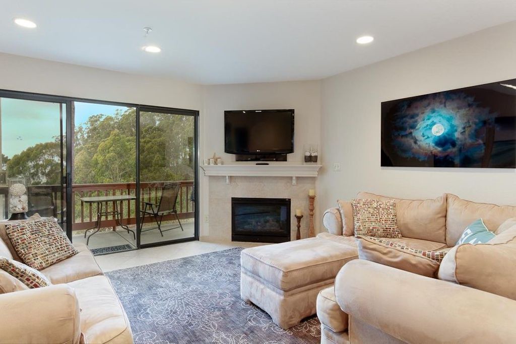Photo of Livingroom in Rio del Mar
