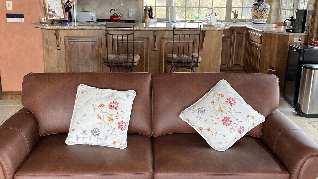 Photo of Livingroom in Angels Camp