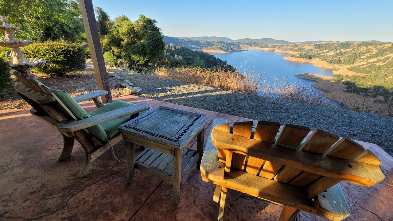 Photo of Patio Balcony in Angels Camp