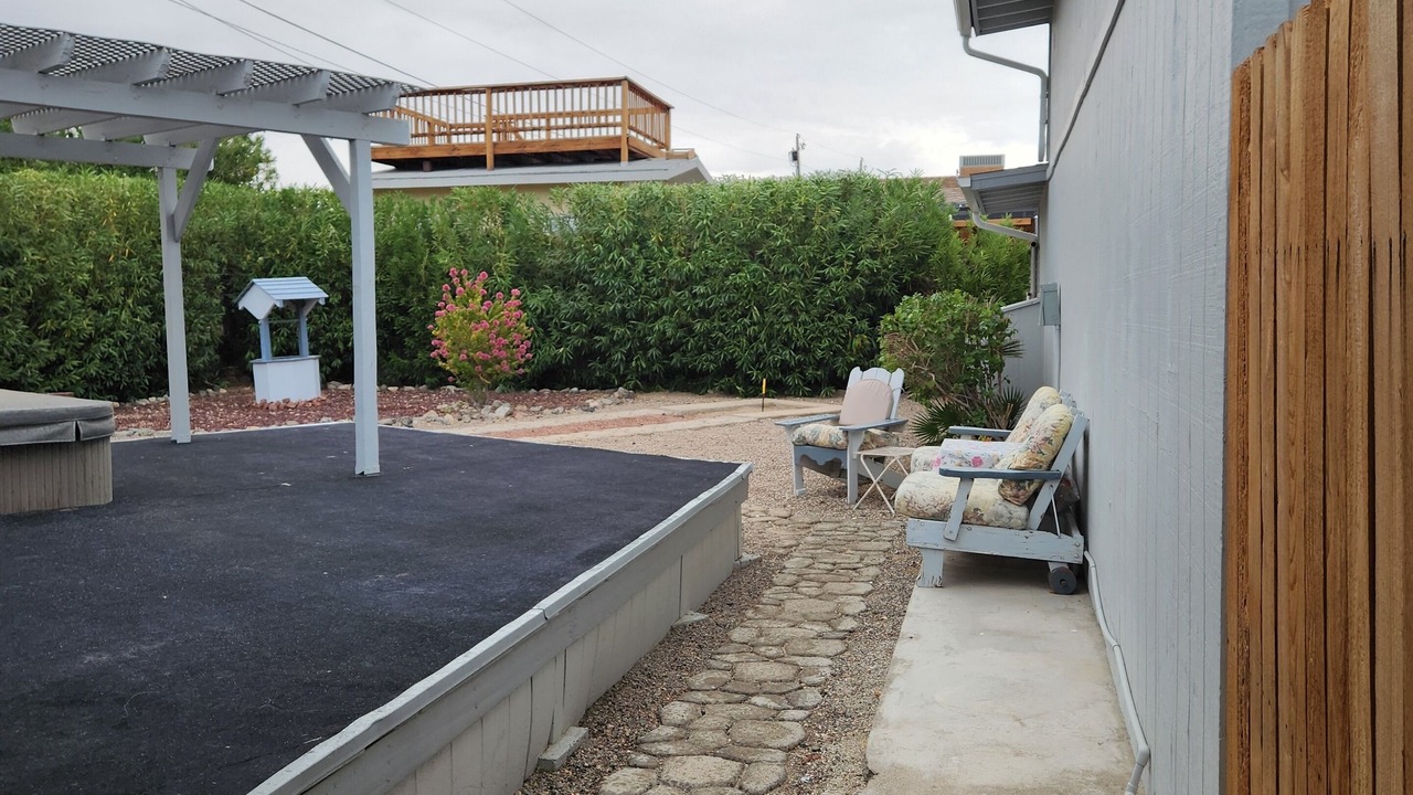 Photo of Patio Balcony in Desert Hills
