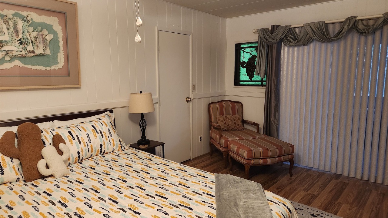 Photo of Bedroom in Desert Hills