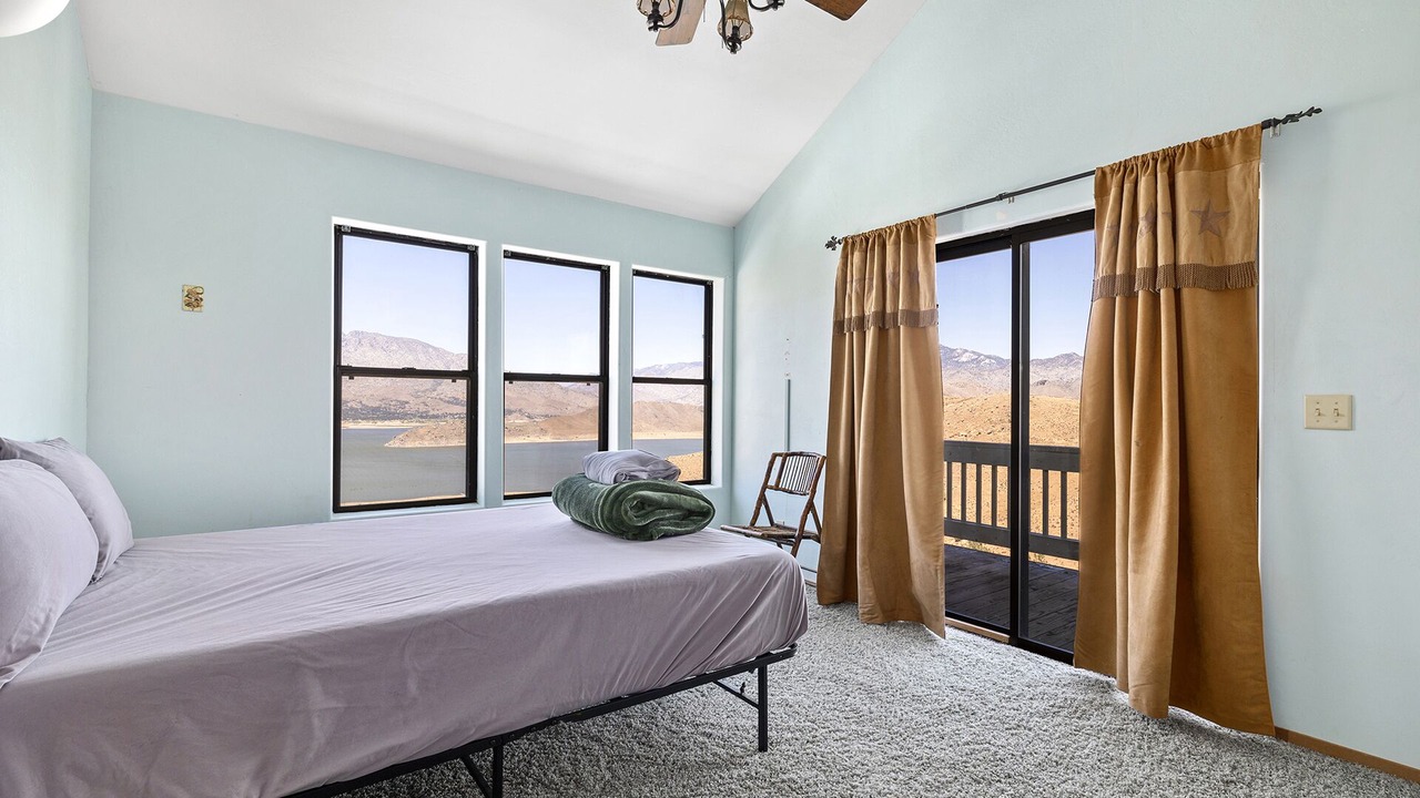 Photo of Bedroom in Lake Isabella