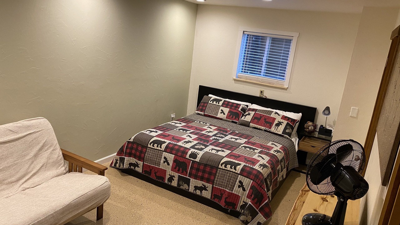 Photo of Bedroom in North Fork