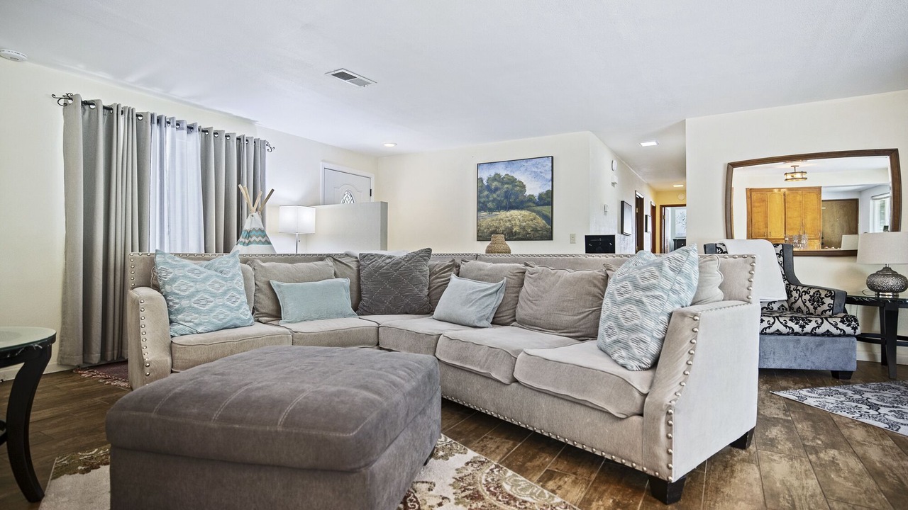 Photo of Livingroom in Three Rivers