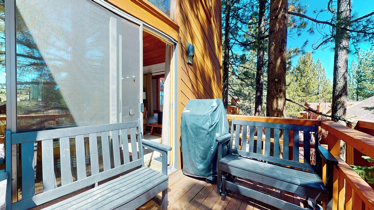 Photo of Patio Balcony in Mammoth Lakes