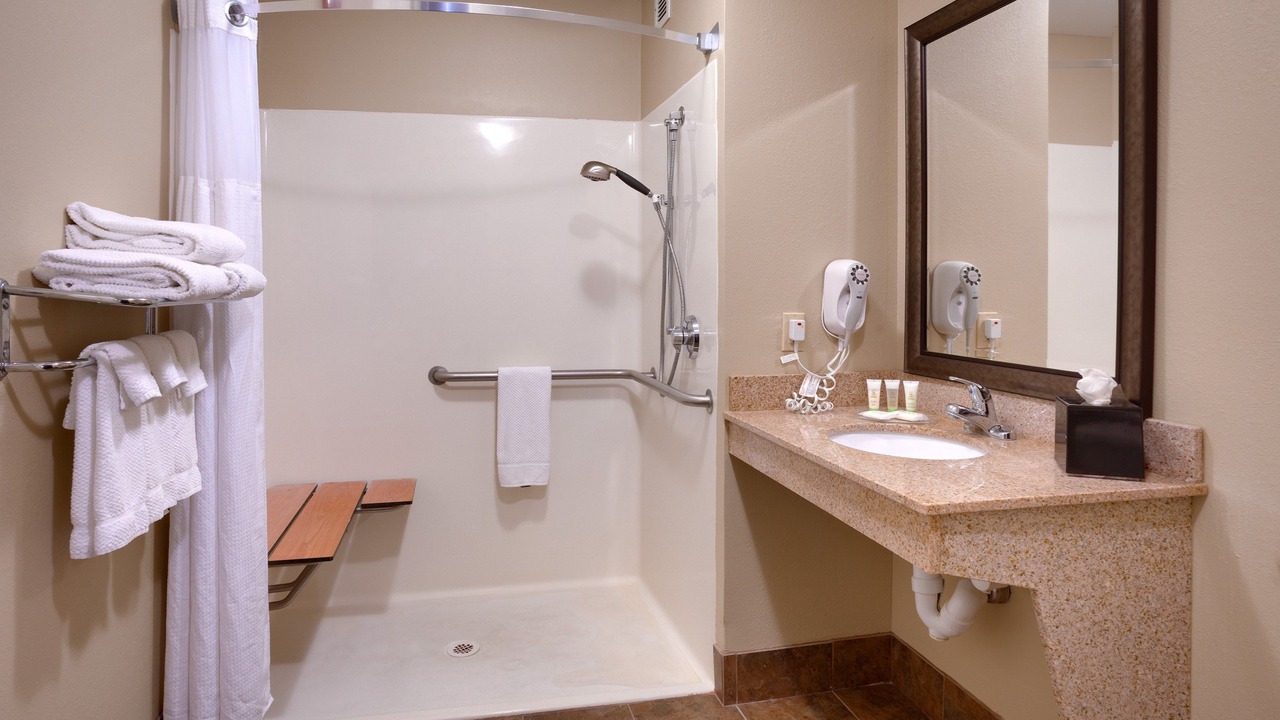 Photo of Bathroom in Reno/Tahoe Airport