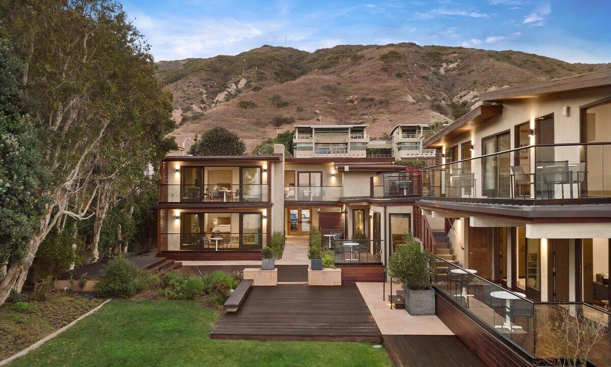Photo of Others in Eastern Malibu