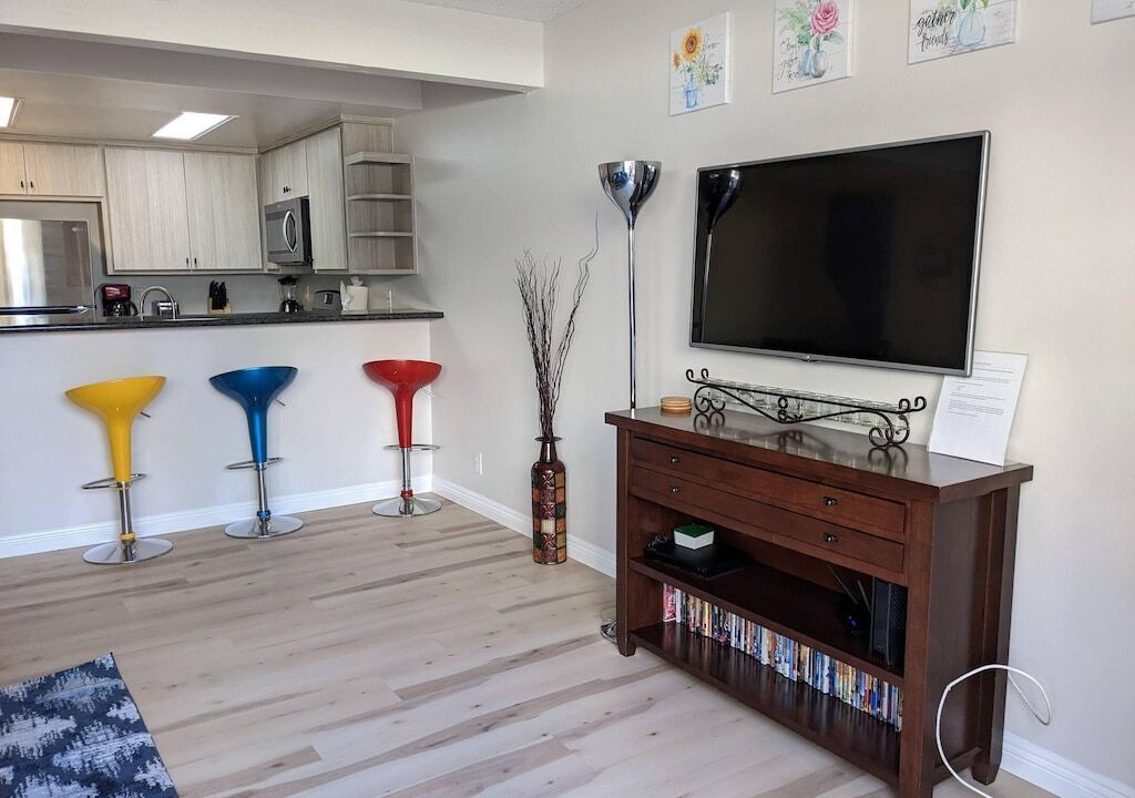 Photo of Livingroom in Hermosa Village