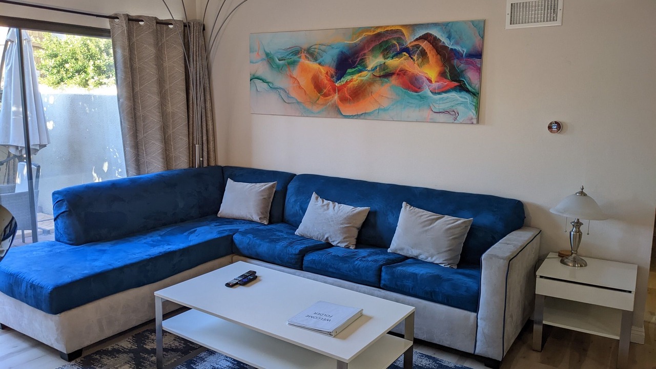 Photo of Livingroom in Hermosa Village