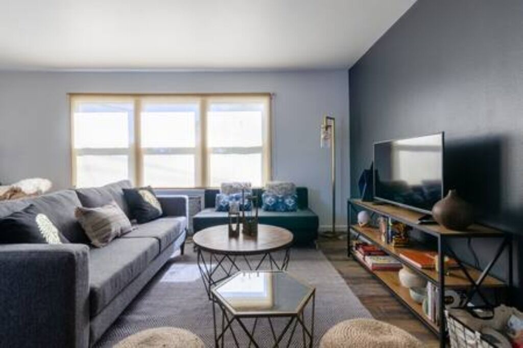 Photo of Livingroom in East Richmond