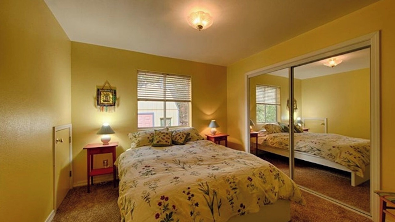Photo of Bedroom in Yosemite West