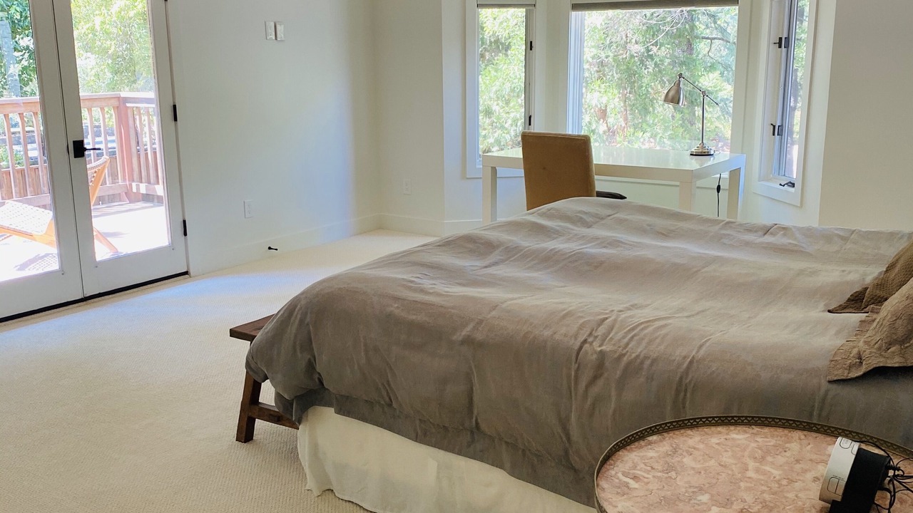 Photo of Bedroom in St. Helena