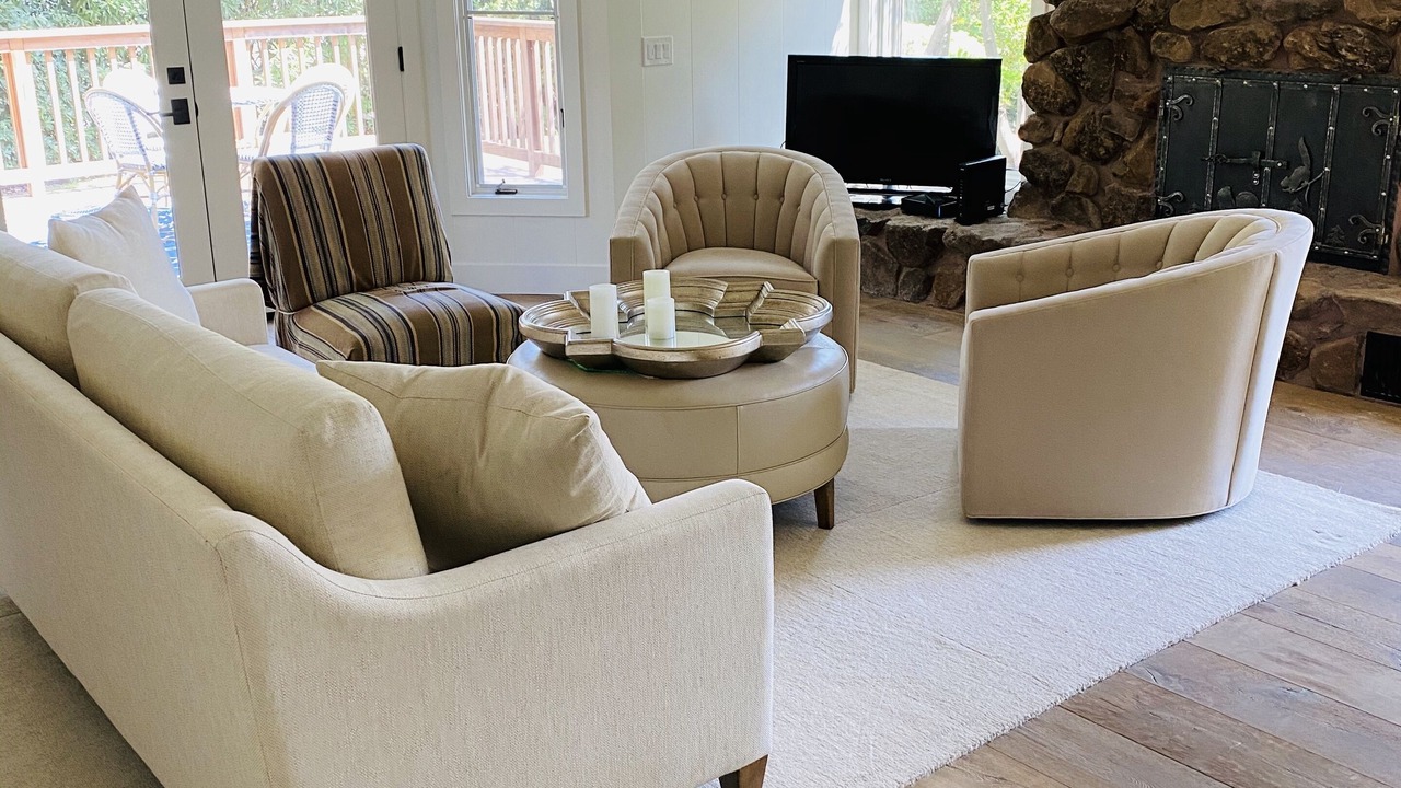 Photo of Livingroom in St. Helena