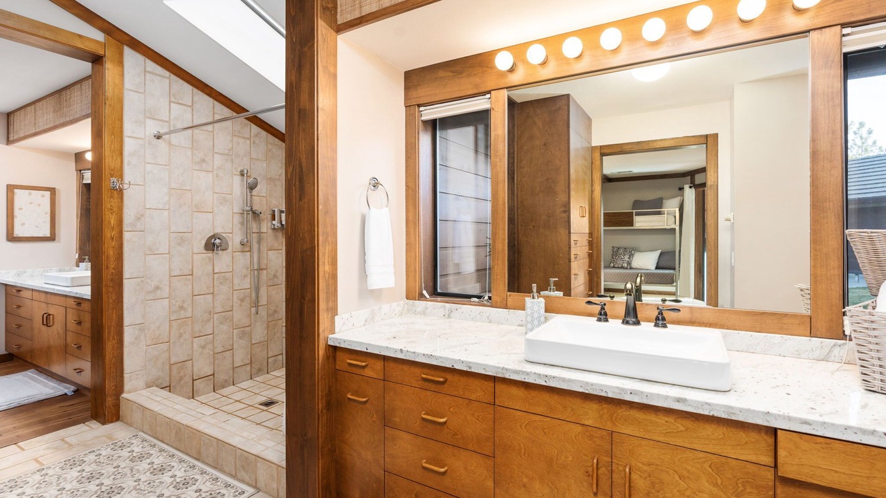 Photo of Bathroom in Oakhurst