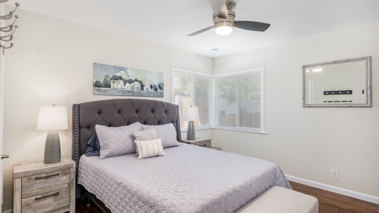Photo of Bedroom in Raisin