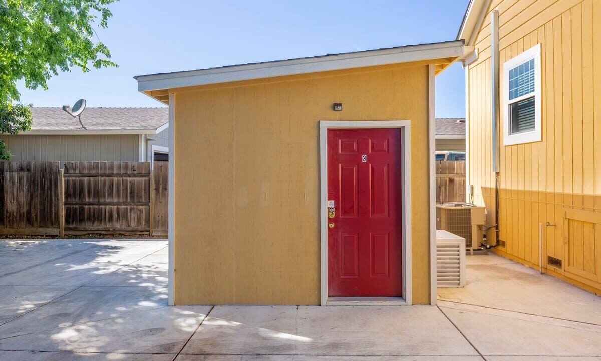 Photo of Outdoor in Northside